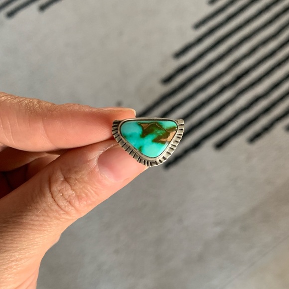 Pilot Mountain Turquoise Ring SZ 7 - Picture 2 of 5
